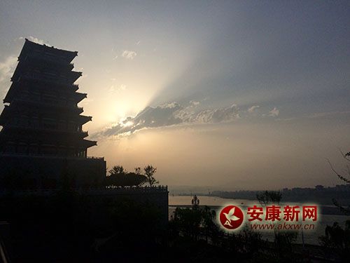 霞光